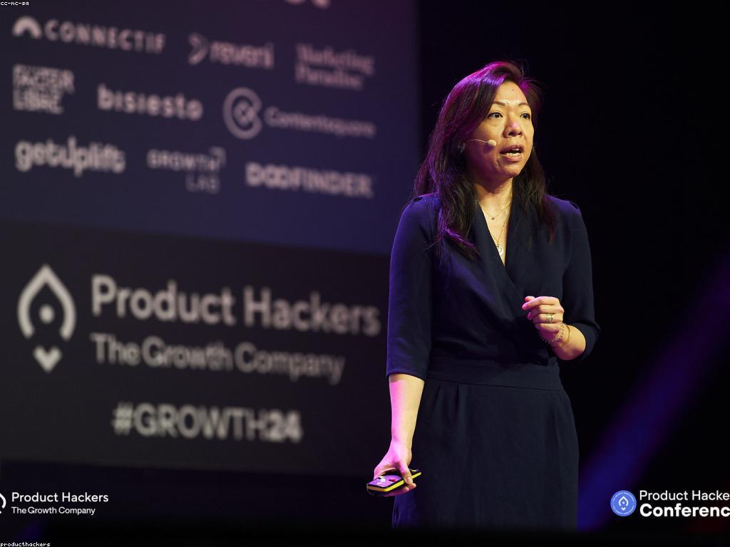 ការលើកកម្ពស់បទពិសោធន៍អ្នកប្រើតាមរយៈសេវាកម្មអនឡាញ